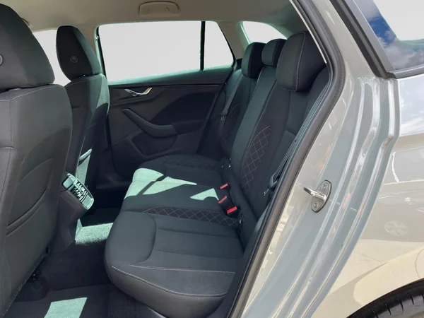 SKODA Scala (2022) — foto 18 van 21