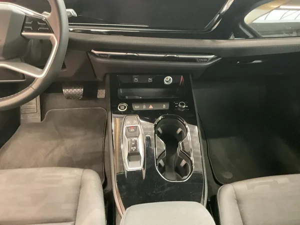 AUDI A5 Avant (2025) — foto 3 van 24