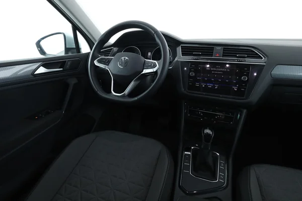 Volkswagen Tiguan (2022) — foto 4 van 16