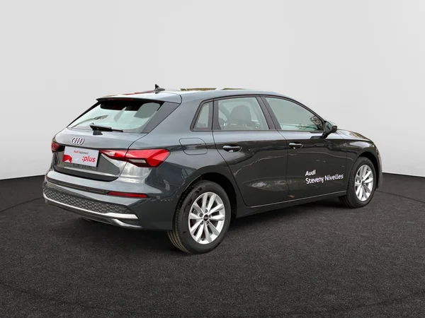 AUDI A3 Sportback (2024) — foto 12 van 16