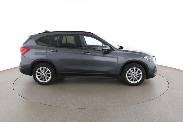 BMW X1 (2021) — foto 13 van 16
