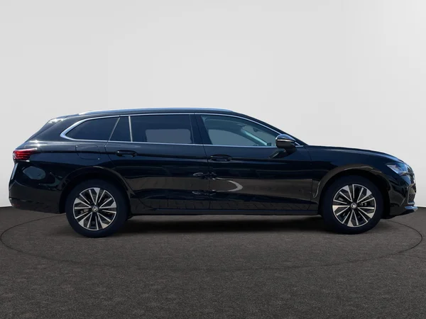 SKODA Superb (2024) — foto 11 van 20