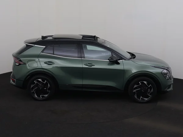 KIA Sportage (2023) — foto 32 van 36