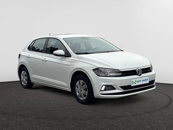VOLKSWAGEN Polo (2017) — foto 13 van 18