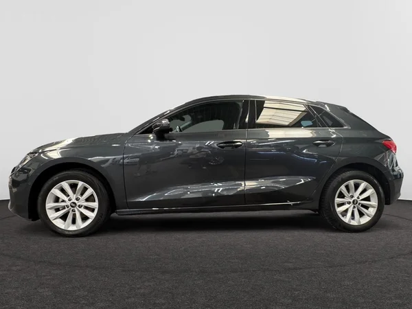 AUDI A3 Sportback Dsl (2022) — foto 12 van 24