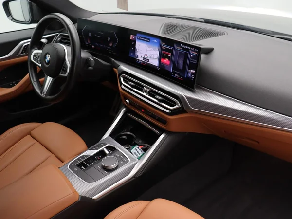BMW 4 Gran Coupe (G26) (2024) — foto 14 van 18