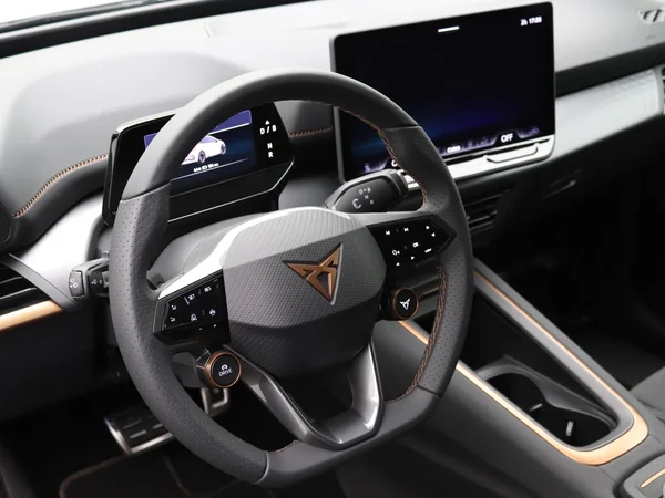 CUPRA Born (2025) — foto 7 van 12