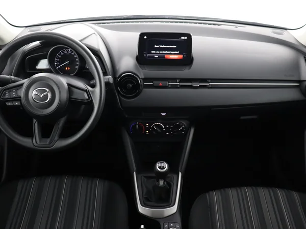 MAZDA 2 (2021) — foto 26 van 26