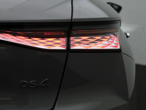 DS DS 4 (2023) — foto 36 van 44