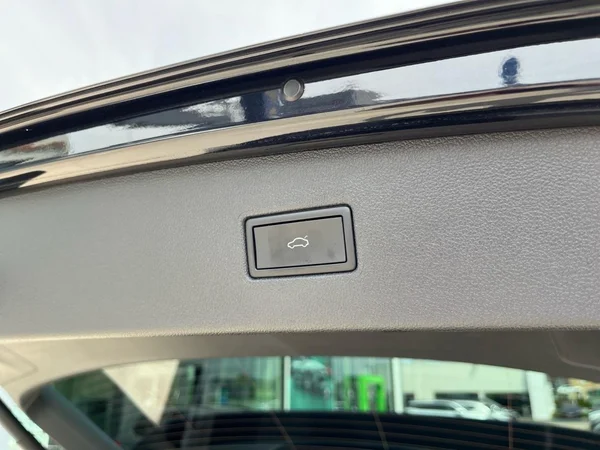VOLKSWAGEN Tiguan Allspace (2022) — foto 18 van 19