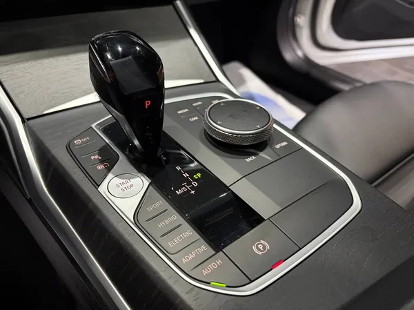 Bmw 330 (2020) — foto 16 van 36