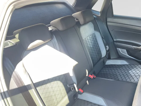 VOLKSWAGEN Polo (2022) — foto 6 van 20