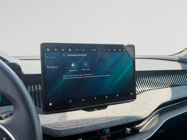 SKODA Superb Combi (2025) — foto 10 van 23
