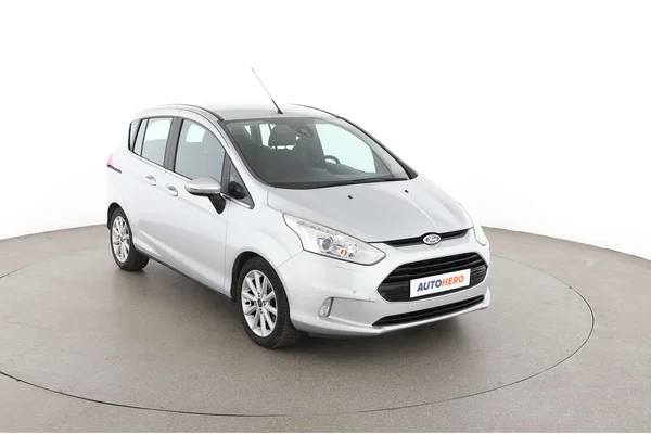 Ford B-Max (2017) — foto 14 van 16