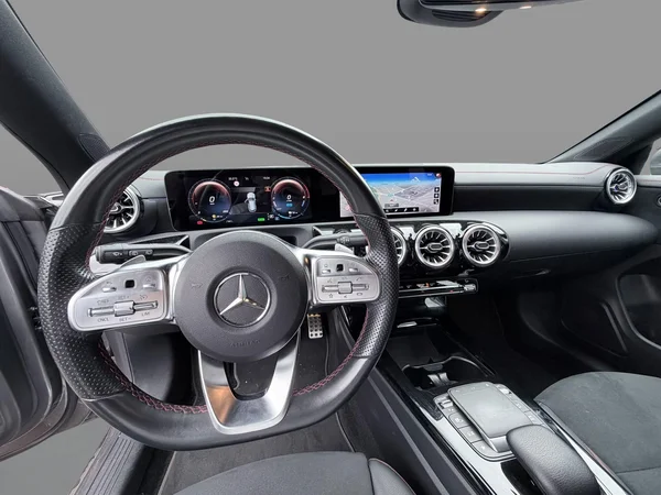 Mercedes-Benz CLA (2022) — foto 17 van 18