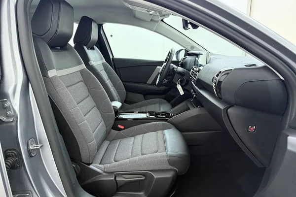Citroen C4 (2024) — foto 16 van 18