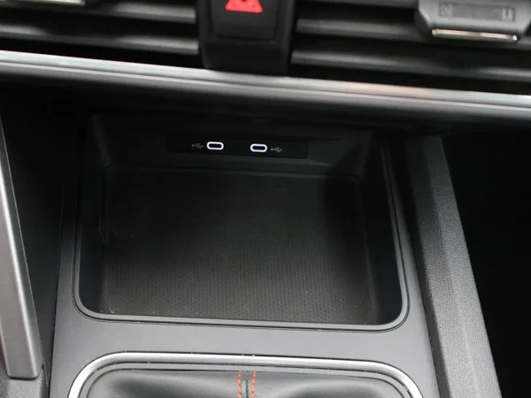 SEAT Leon (2021) — foto 14 van 27