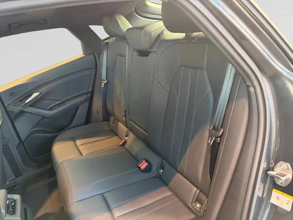 AUDI Q6 Sportback e-tron (2026) — foto 10 van 24
