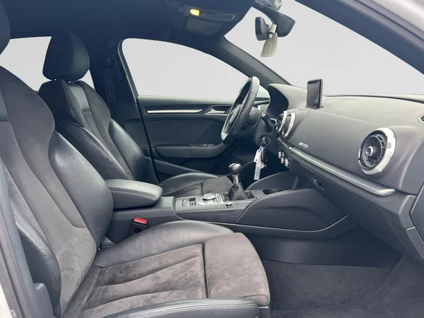 AUDI A3 Sedan Dsl (2019) — foto 14 van 18