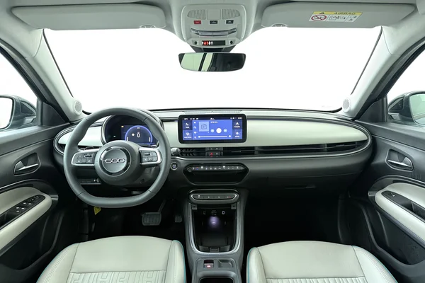 Fiat 600 (2025) — foto 21 van 21