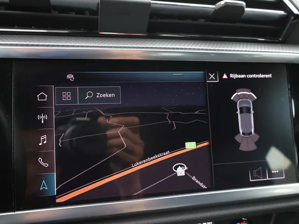 Audi Q3 (2020) — foto 3 van 25