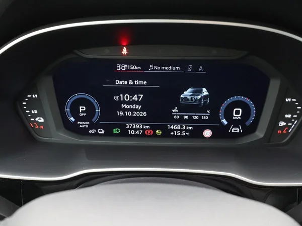 AUDI Q3 PHEV (2021) — foto 11 van 29
