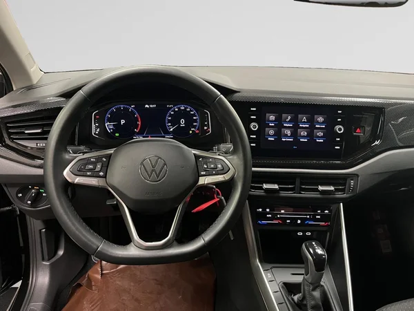 VOLKSWAGEN Polo (2022) — foto 3 van 18