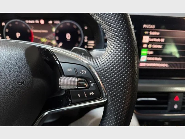 Skoda Kamiq (2023) — foto 2 van 20