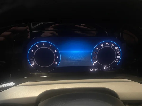 VOLKSWAGEN Golf VIII (2022) — foto 4 van 19