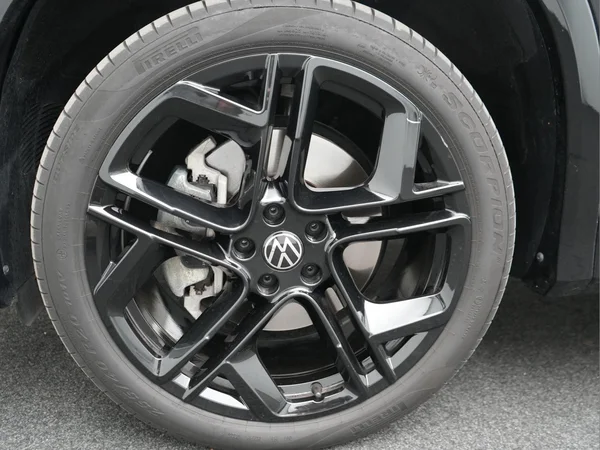 VOLKSWAGEN Tayron eHybrid (PHEV) (2026) — foto 37 van 39