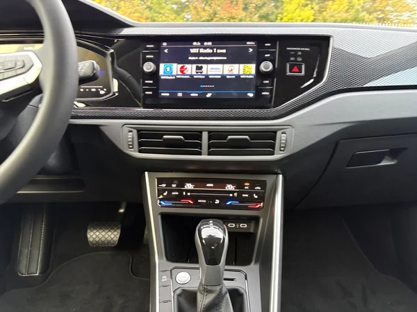 VOLKSWAGEN Taigo (2025) — foto 3 van 24