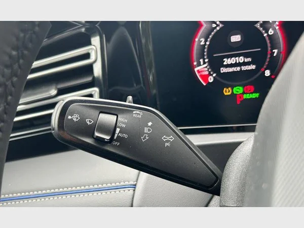 Volkswagen Tiguan (2024) — foto 16 van 29
