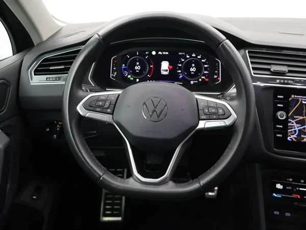 Volkswagen Tiguan (2022) — foto 4 van 29