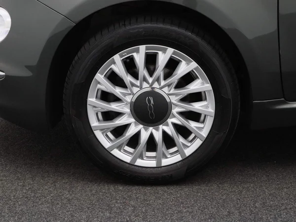 Fiat 500 (2020) — foto 13 van 19