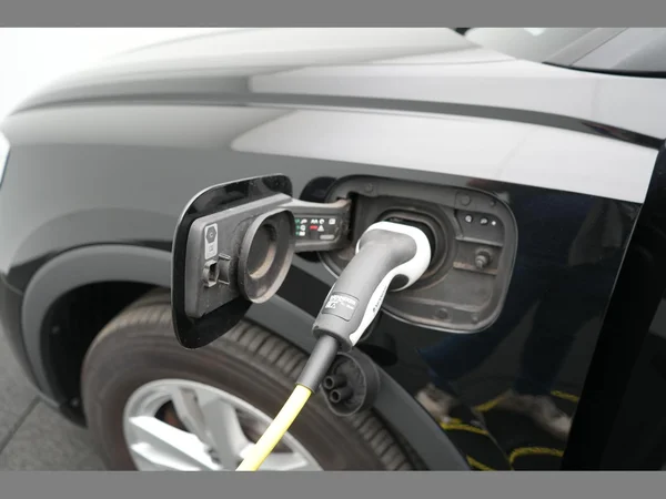 AUDI Q3 PHEV (2022) — foto 25 van 34