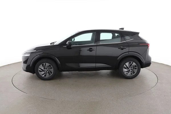 Nissan Qashqai (2021) — foto 9 van 16