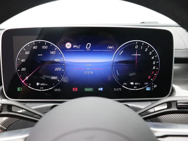 Mercedes-Benz C-Klasse (2025) — foto 3 van 26