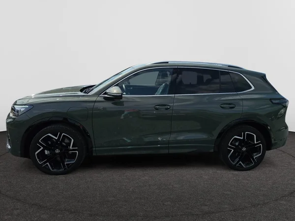 VOLKSWAGEN Tiguan eHybrid (PHEV) (2026) — foto 12 van 24