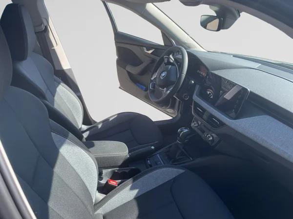 SKODA Kamiq (2025) — foto 4 van 22