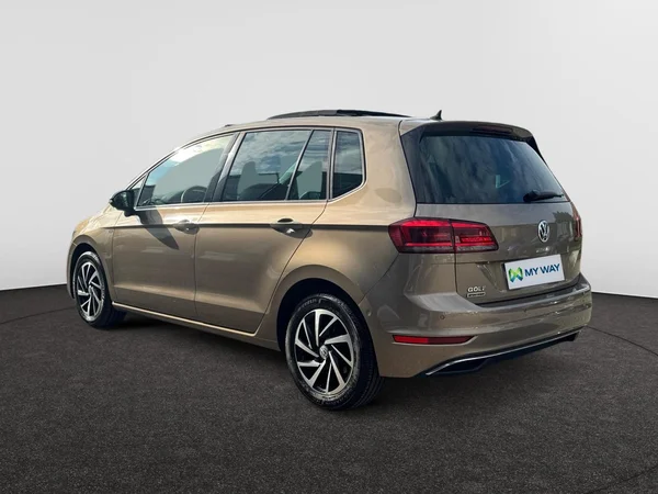 VOLKSWAGEN Golf Sportsvan (2018) — foto 7 van 22