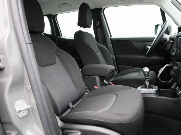 Jeep Renegade (2020) — foto 25 van 39