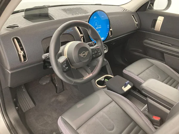 MINI Mini Countryman (U25) (2024) — foto 33 van 36