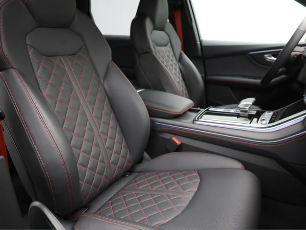 AUDI Q7 e-hybrid (PHEV) (2025) — foto 9 van 28