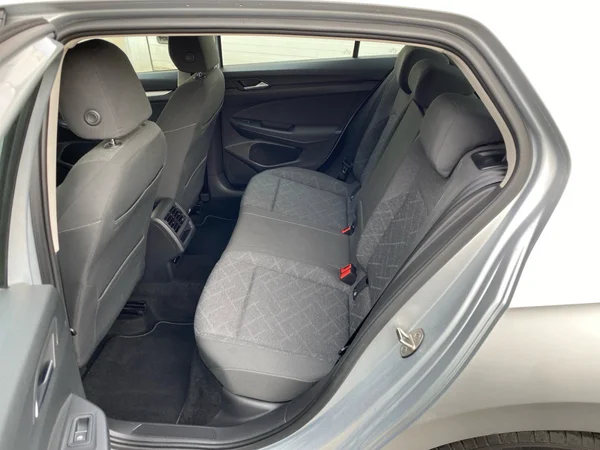 VOLKSWAGEN Golf VIII (2020) — foto 3 van 18