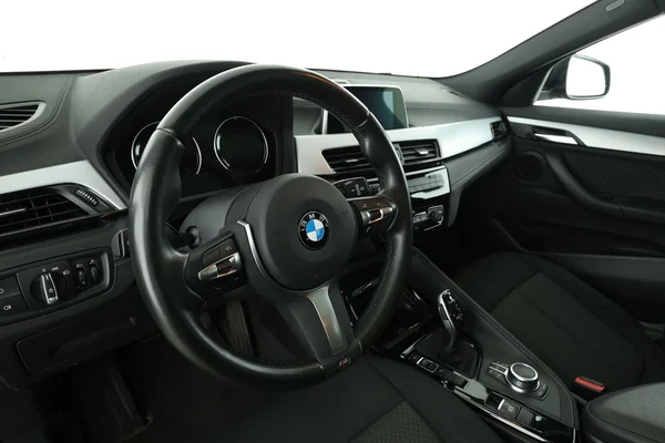 BMW X2 (2019) — foto 2 van 16