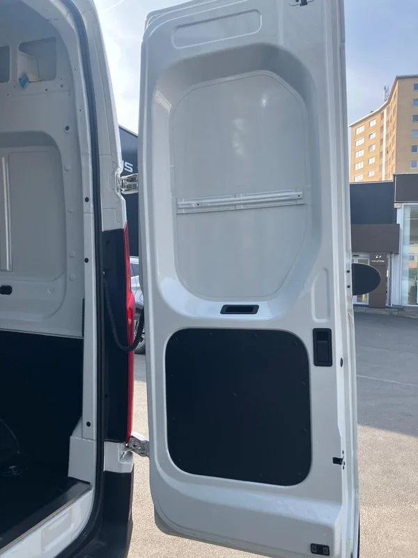 Maxus eDeliver9 (2023) — foto 20 van 33