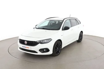 Fiat Tipo a30ca19a-fede-4d60-9530-b2b1c9b87d97
