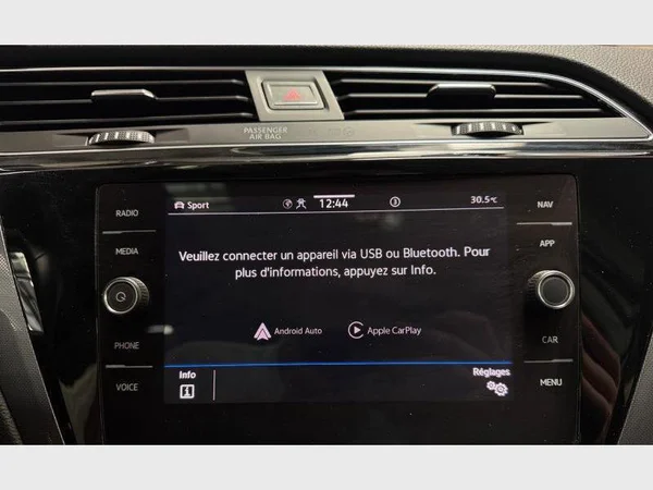 Volkswagen Touran (2024) — foto 15 van 32