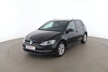 Volkswagen Golf 16dbdaf0-cd2e-4e44-aef9-176a707c8f9d