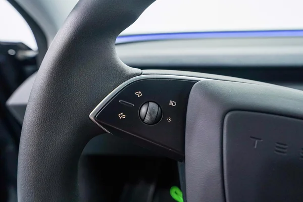Tesla Model 3 (2024) — foto 11 van 40
